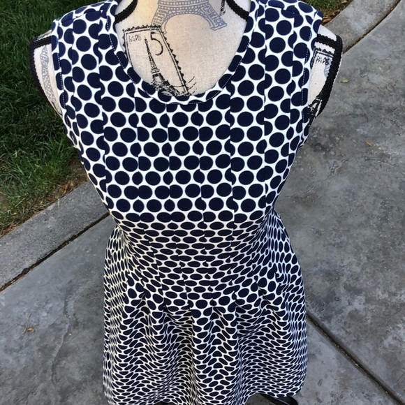 NWT It Seams So Navy Dot Dress Size S - Picture 7 of 8